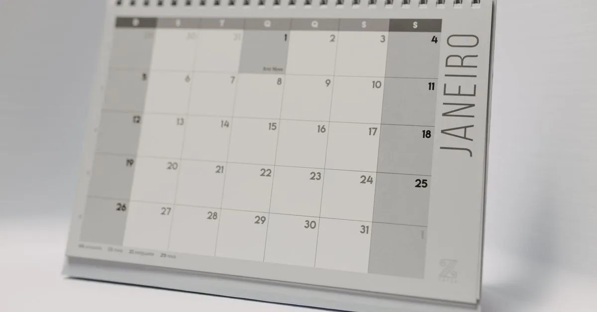 A desk calendar, marking the months an SEO campaign takes to show results.