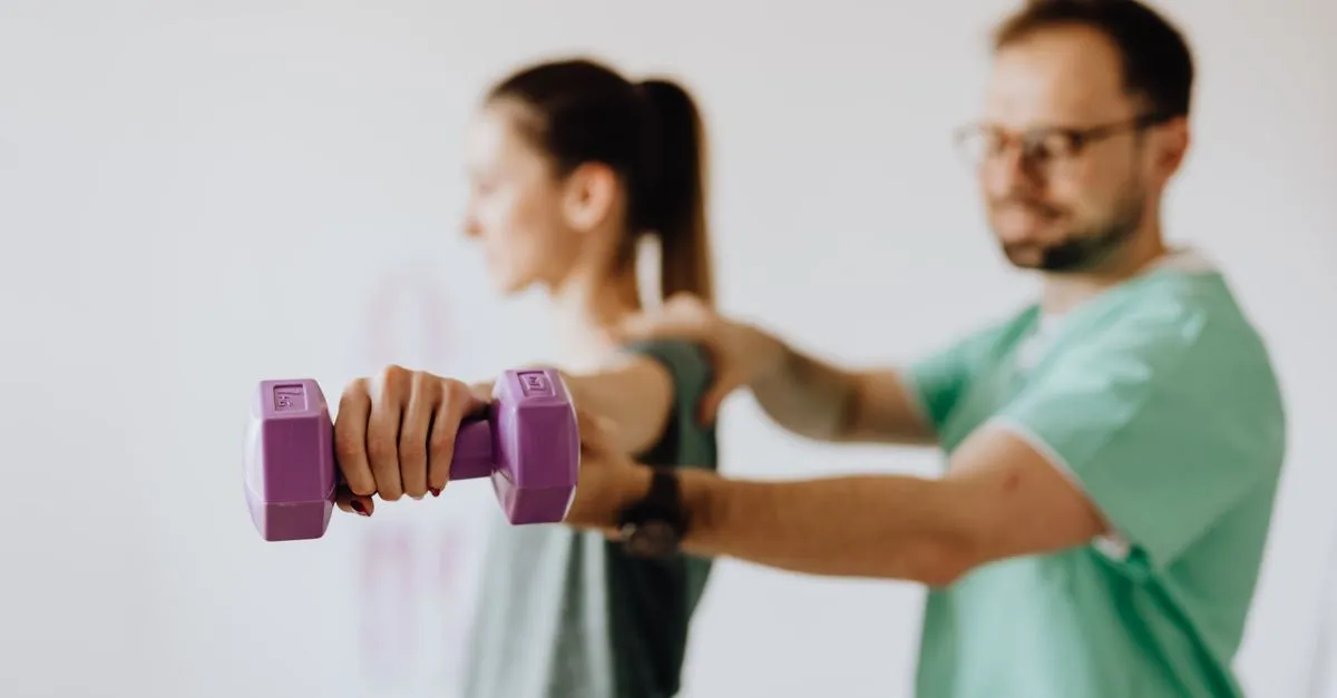 A physical therapist guiding a patient through a resistance exercise with a dumbbell, the kind of clinic SEO for physical therapy helps patients find.