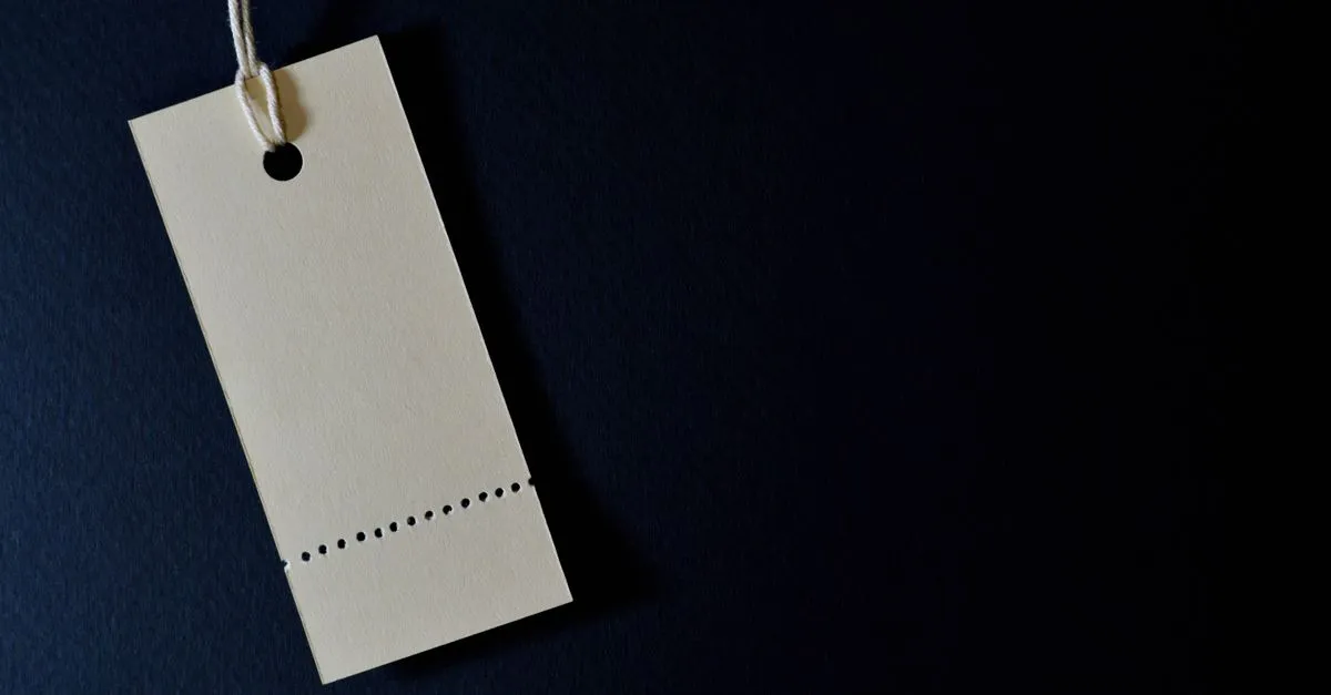 A blank price tag, representing the question of how much SEO costs.